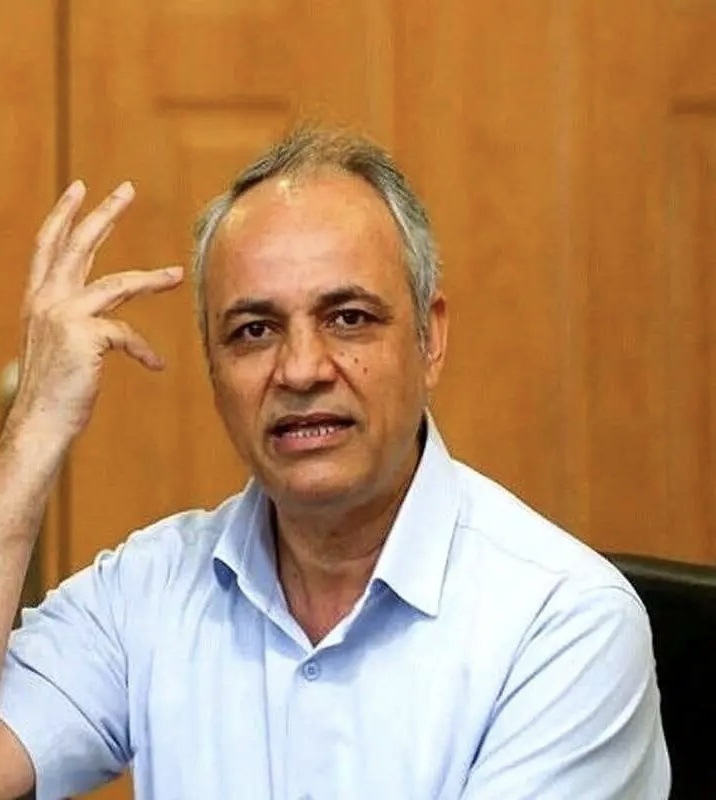 انتقاد زیدآبادی از بیاعتناییها به فضای التهابی کشور: شمشیرها از رو بسته میشود!