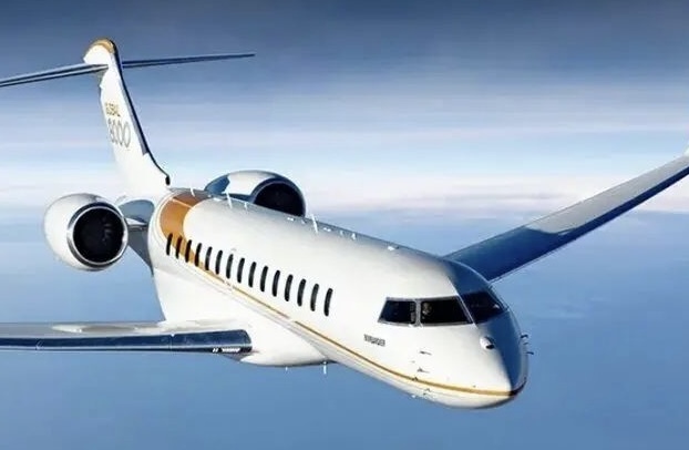 بلومبرگ: امارات آماده از سرگیری پروازهای خود به اسرائیل پس از دو سال توقف است/ این طرح ممکن است در صورتی که تنش‌های ژئوپولیتیکی ایجاب کند، به تأخیر بیفتد