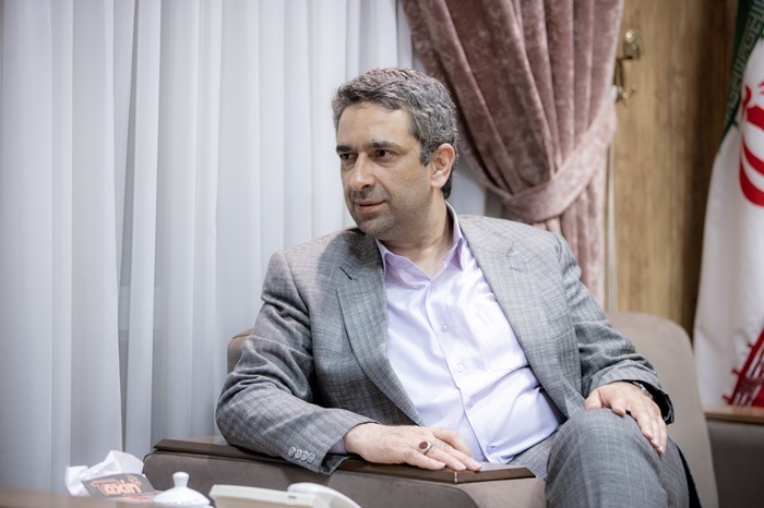 معاون ارتباطات دفتر رئیس‌جمهوری: با تکمیل و اصلاح لیست اولیه مشخصات ۳۰۳۹ جانباخته حوادث تلخ دی‌ماه منتشر شد / سامانه بررسی ابهامات فهرست آغاز به‌کار کرد