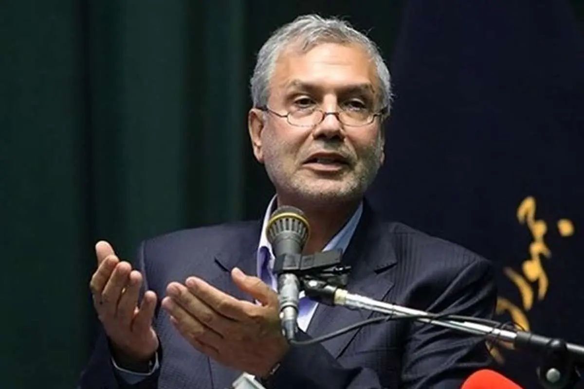 علی ربیعی: شب‌ها از غصه اتفاقات اخیر خوابم نمی‌برد/ هیچ جامعه‌ای با خارجی‌ها خوشبخت نشده و با پرچم بیگانه به سعادت نرسیده؛ اسکندر و تیمور مگر آمدند که ما را خوشبخت کنند؟/ پرچم به دست دشمن نمی‌دهیم