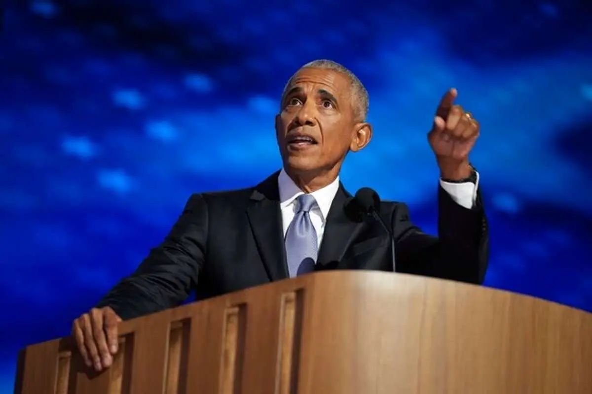 اوباما: بیگانگان فضایی واقعی هستند، اما من آن‌ها را ندیده‌ام/ این موجودات در پایگاه نظامی منطقه ۵۱ نوادا نگهداری نمی‌شوند/ هیچ تاسیسات زیرزمینی در این خصوص وجود ندارد، مگر اینکه چیزی را از رئیس‌جمهور ایالات متحده مخفی کرده باشند