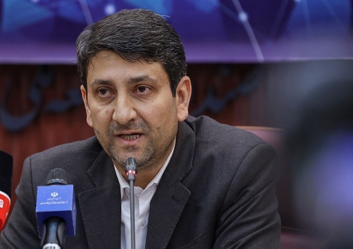 وزیر ارتباطات: ۱۰۰ هزار آی‌پی استارلینک در شبکه داخلی کشور رؤیت شده/ مدیریت صحنه با ابزار فنی شدنی نیست؛ کما اینکه در سال‌های ۹۸، ۱۴۰۱ و ۱۴۰۴ هم نشد