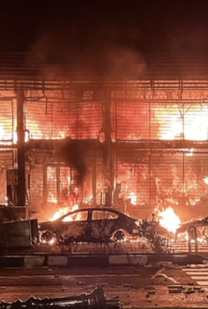 سخنگوی قوه قضائیه: در پی حوادث اخیر، برای ۱۰۵۳۸ نفر جلب به دادرسی، ۸۸۴۳ نفر کیفرخواست و ۳۰۴۷ نفر از دستگیرشدگان، منع تعقیب صادر شده/ برای ۳۴۷ نفر از بازداشت‌شدگان قرار تعقیب صادر شده، ۹۶ نفر مشمول قرار موقوفی تعقیب شده‌اند و تعقیب ۵۰۸ نفر نیز به حالت تعلیق درآمده