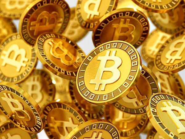 افت ۴.۸ درصدی بیت کوین؛ بزرگترین رمز ارز جهان به ۶۴,۳۰۰ دلار رسید