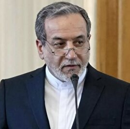 عراقچی: ایران به دفاع مشروع خود ادامه میدهد عراقچی: ایران به دفاع مشروع خود ادامه میدهد