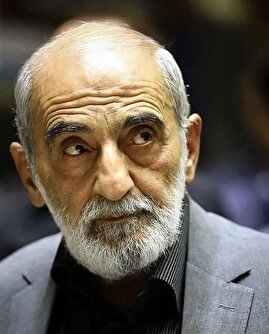 واکنش تند شریعتمداری به بیانیه شورای همکاری خلیج فارس/ بحرین را به ایران ملحق کنید